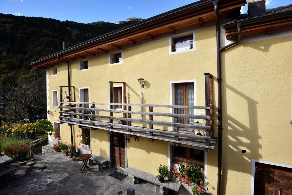 Da Erminia Bed & Breakfast Verdabbio Екстериор снимка