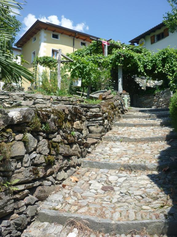 Da Erminia Bed & Breakfast Verdabbio Екстериор снимка